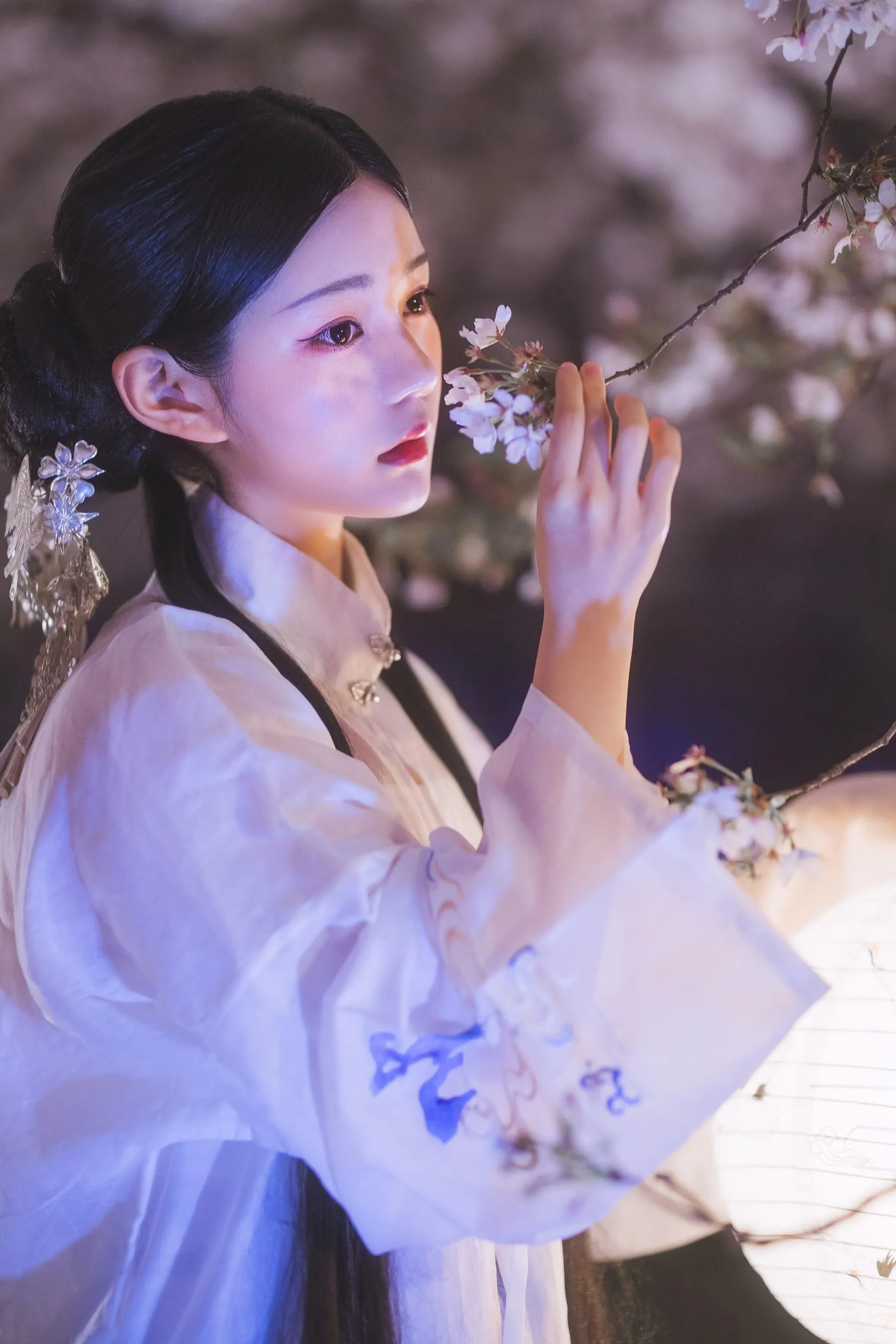[艺图语] 2022.05.11 梦遣看花人 吴莹琨琨 [22P]插图9